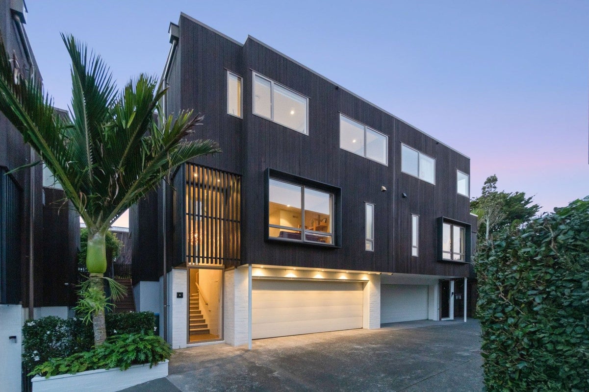 8/28 Koraha Street, Remuera, Auckland - Carousel 1