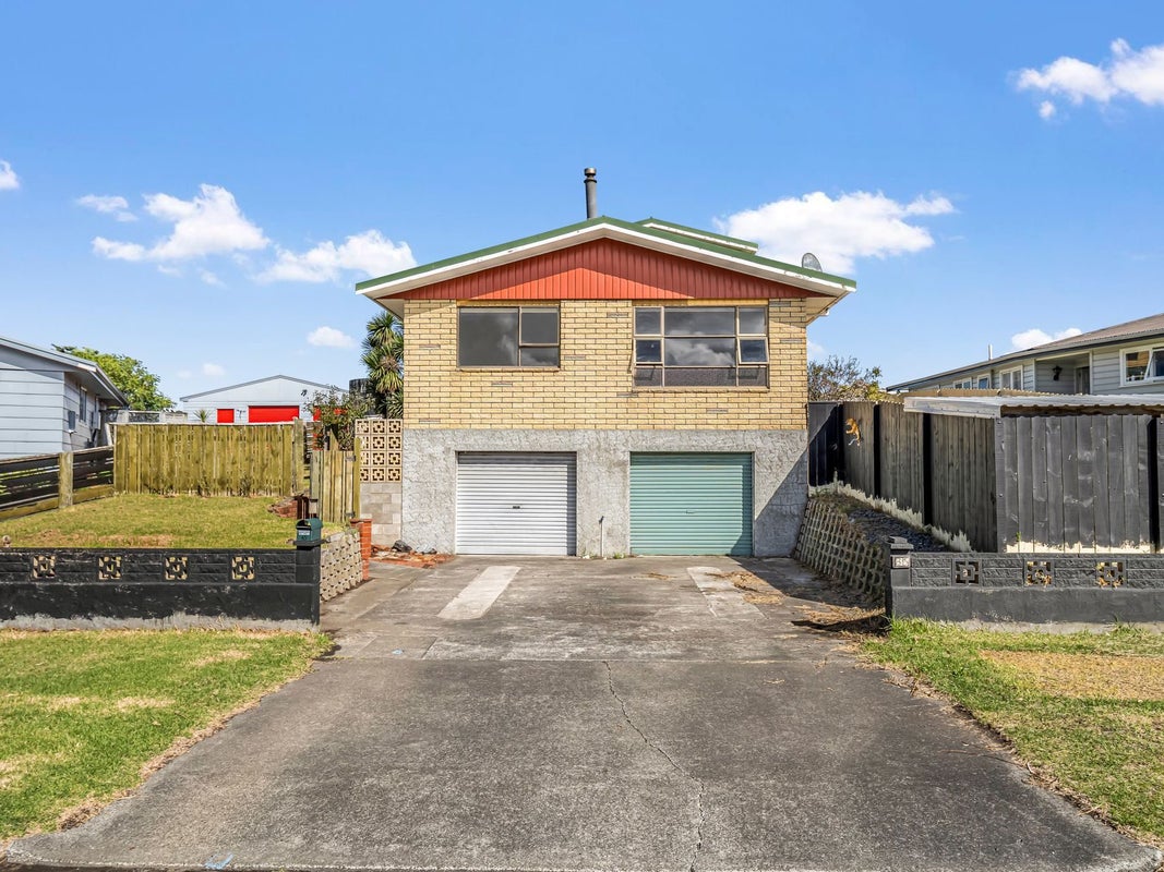 65 Hinau Street, Castlecliff, Whanganui - Carousel 1