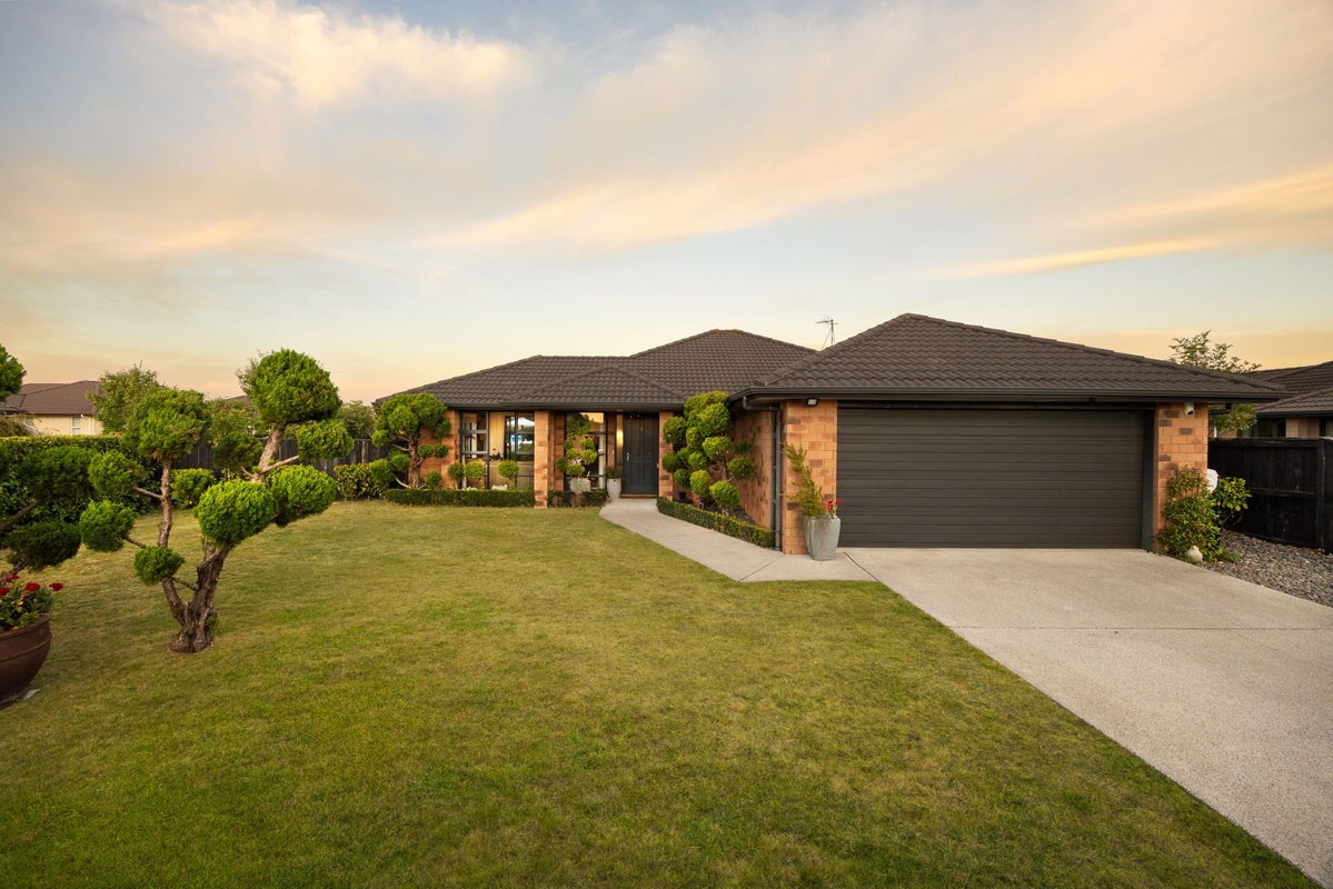 1 Savannah Place, Rototuna North, Hamilton - Carousel 2