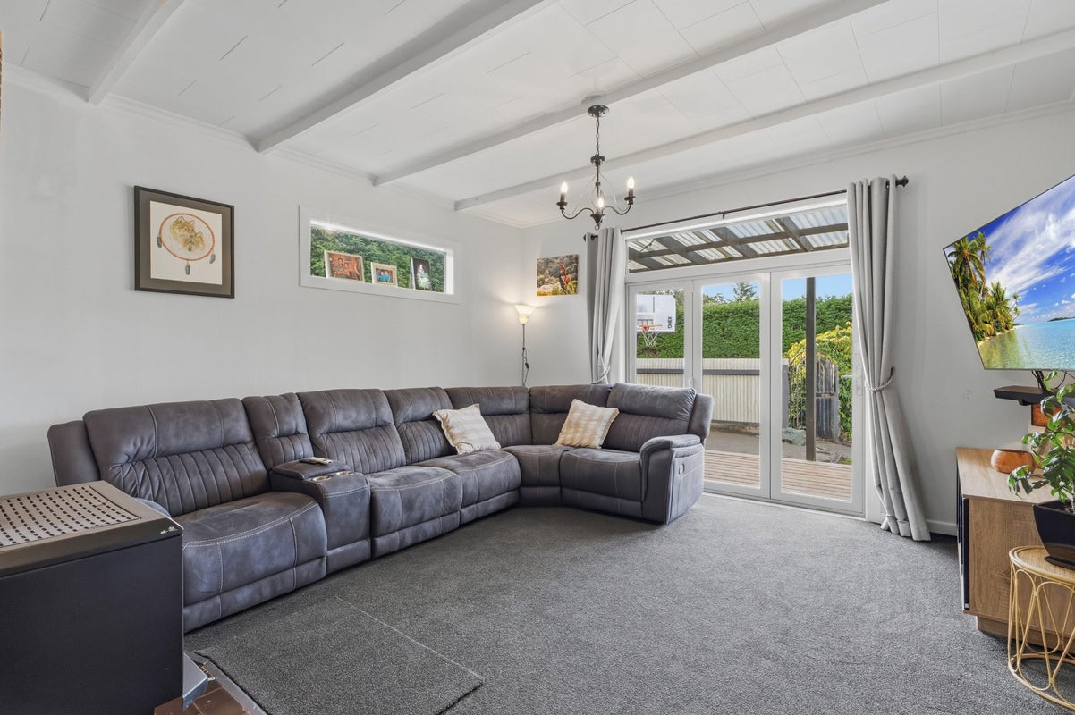 167 Dunns Road, Otatara, Invercargill - Carousel 2