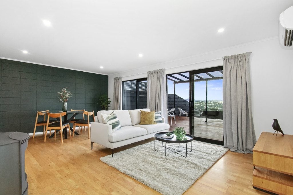 16B Nagpur Terrace, Broadmeadows, Wellington - Carousel 2