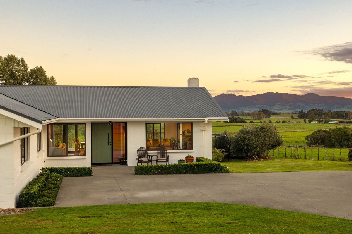 1845 Kakaramea Road, Ngahinapouri, Hamilton - Carousel 1