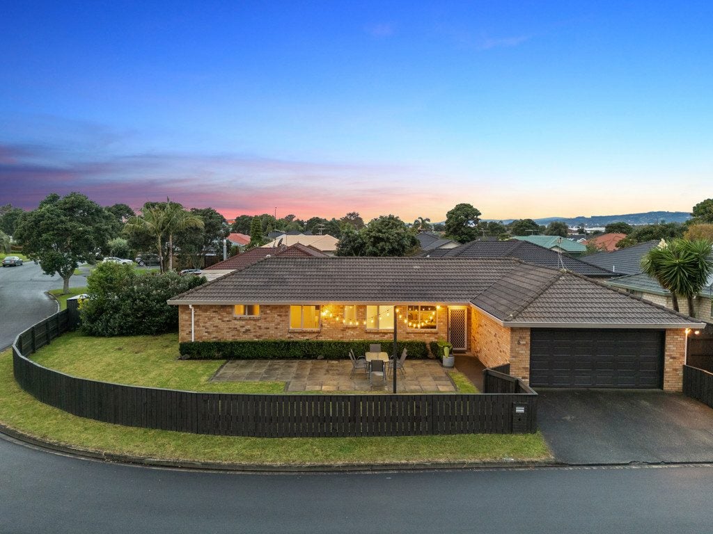 6 Takatu Place, Takanini, Auckland - Carousel 1