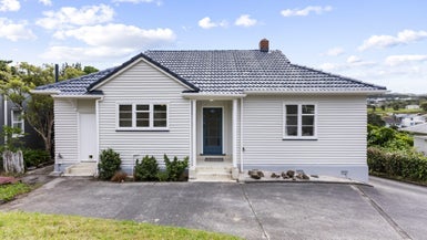 44 Bould Street, Johnsonville, Wellington - Carousel 1