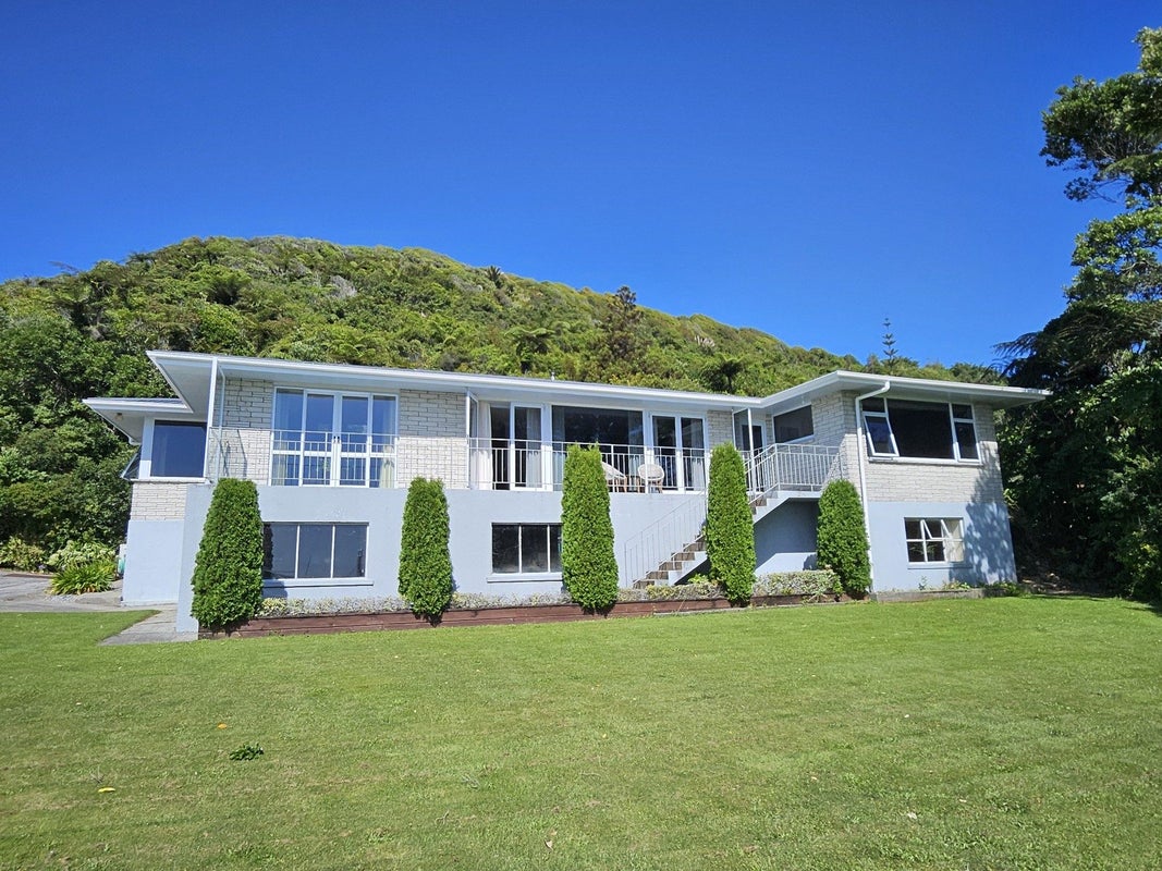 127 Main South Road, Karoro, Greymouth - Carousel 20