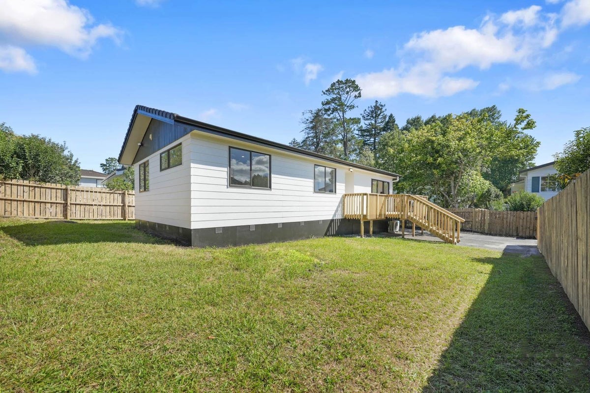 2/36 Borich Road, Sunnyvale, Auckland - Carousel 2