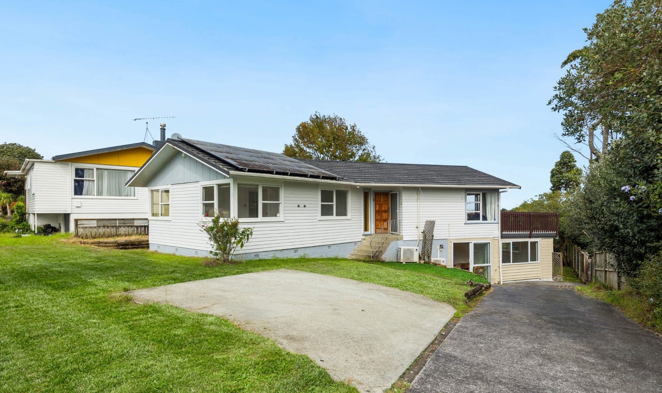 4 Riverhills Avenue, Pakuranga Heights, Auckland - Carousel 2
