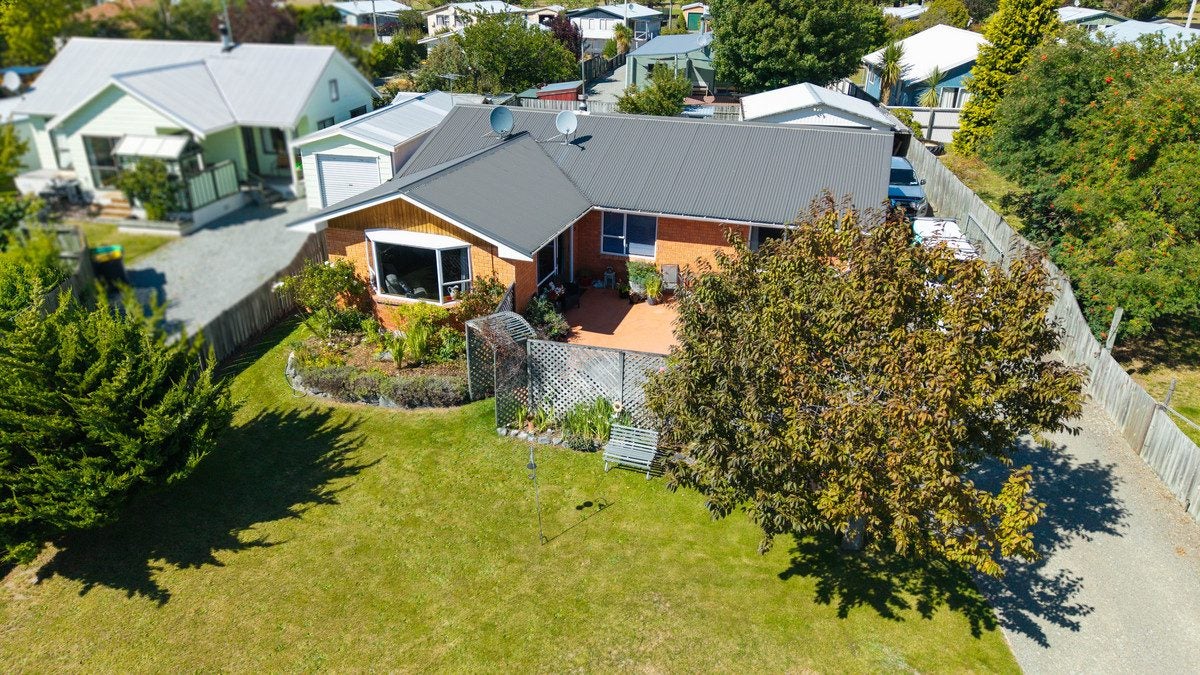 13 Omahau Crescent, Twizel, Twizel - Carousel 1