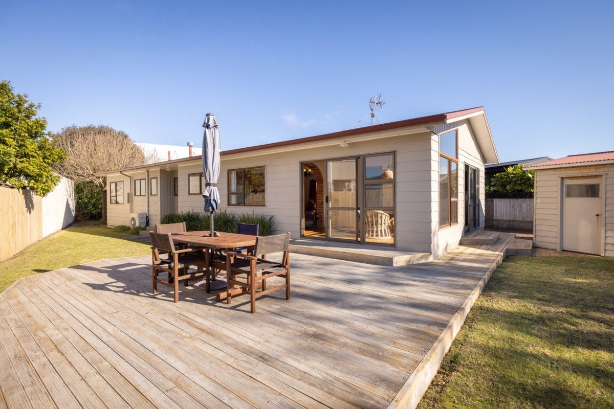 55 Dickson Road, Papamoa Beach, Papamoa - Carousel 2