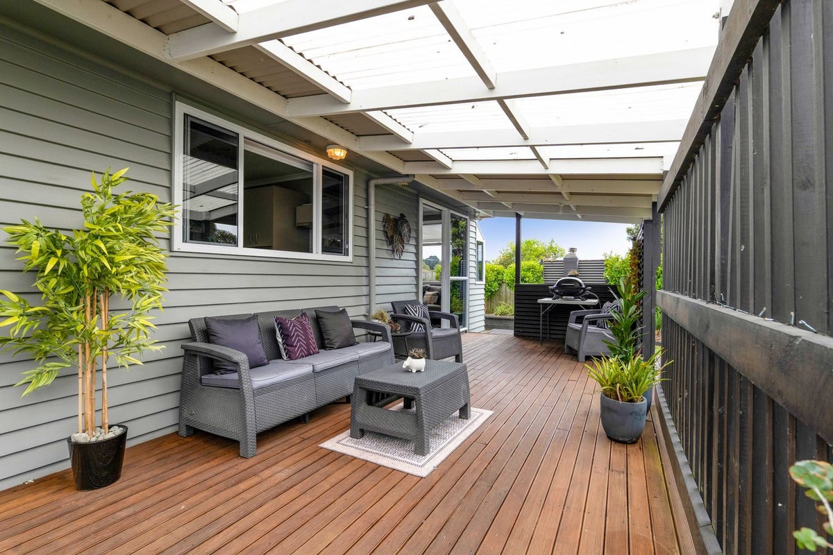 116 Omata Road, Marfell, New Plymouth - Carousel 2
