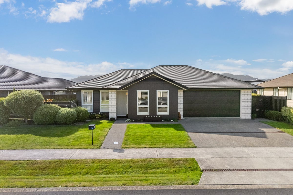 36 Buddle Road, Wallaceville, Upper Hutt - Carousel 1