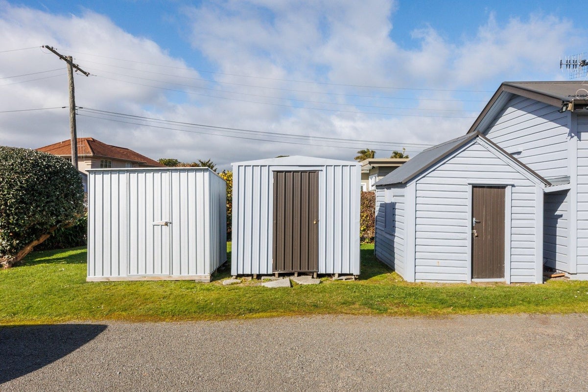285 Fitzherbert Avenue, West End, Palmerston North - Carousel 23
