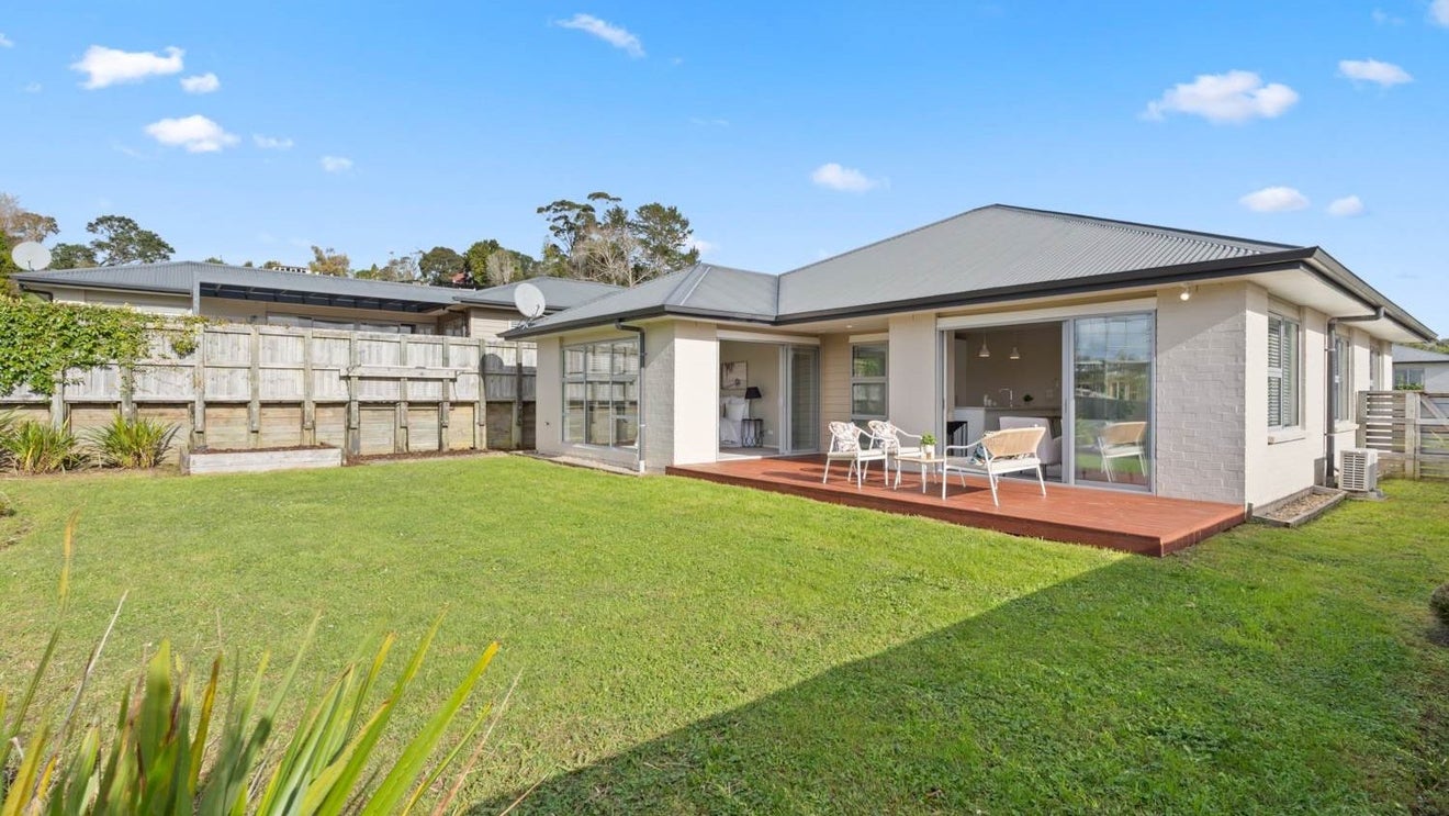 41 Fairwater Road, Warkworth, Warkworth - Carousel 1