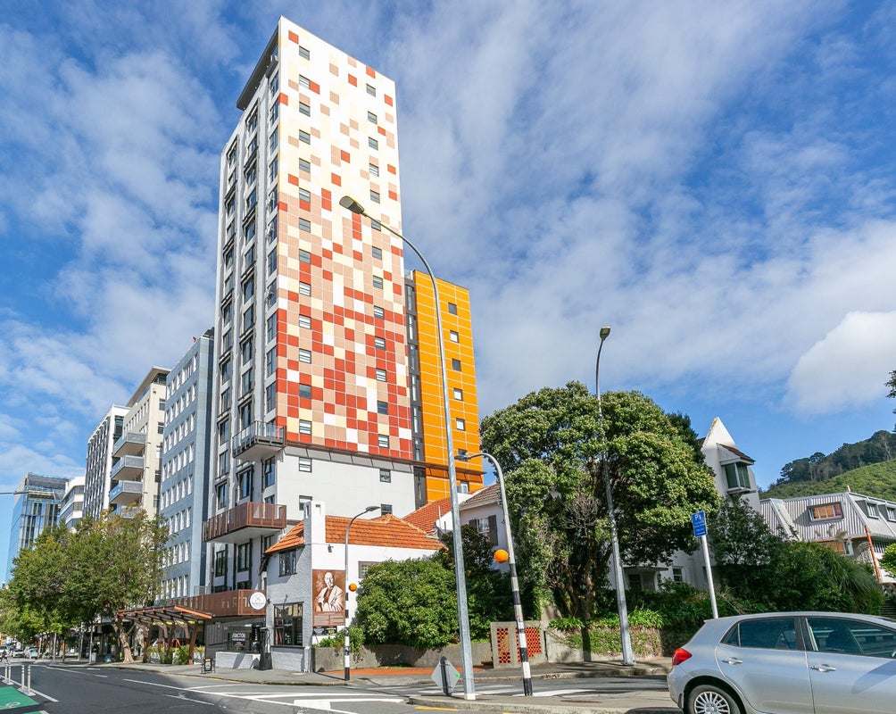 402/111 Molesworth Street, Thorndon, Wellington - Carousel 2
