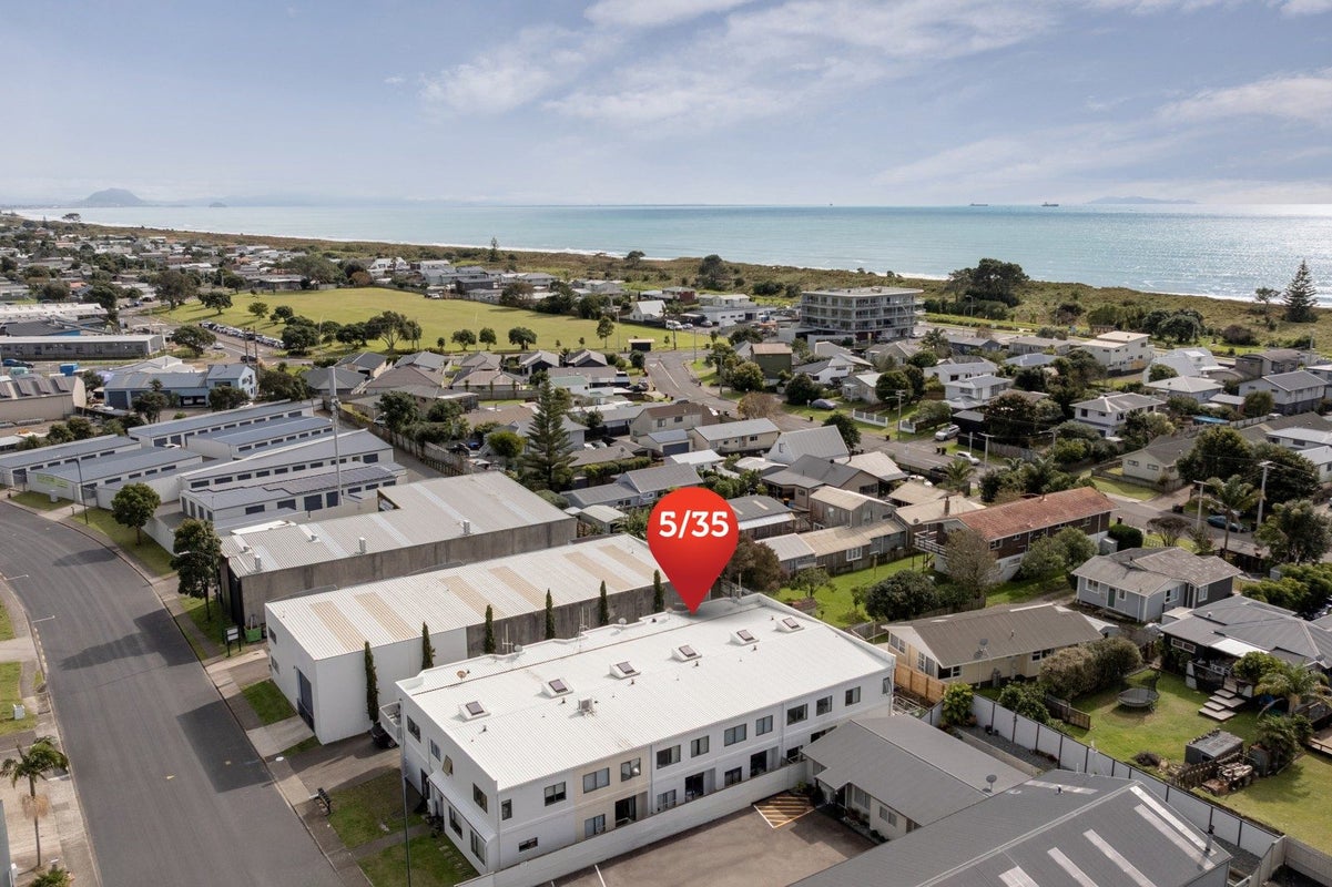 35B Enterprise Drive, Papamoa Beach, Papamoa - Carousel 1