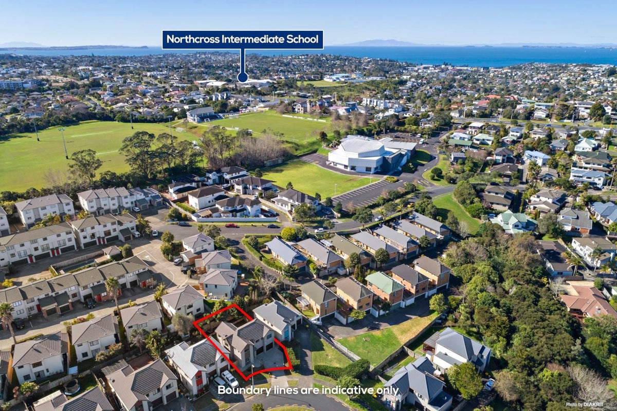 17 Sonoma Crescent, Oteha, Auckland - Carousel 25