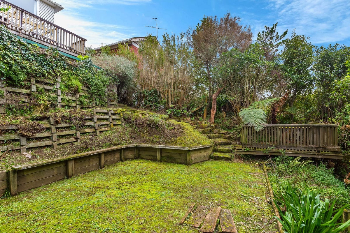 75 Moorefield Road, Johnsonville, Wellington - Carousel 24
