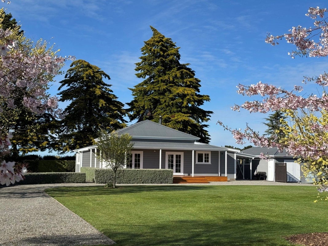 174 Loop Line, Opaki, Masterton - Carousel 1