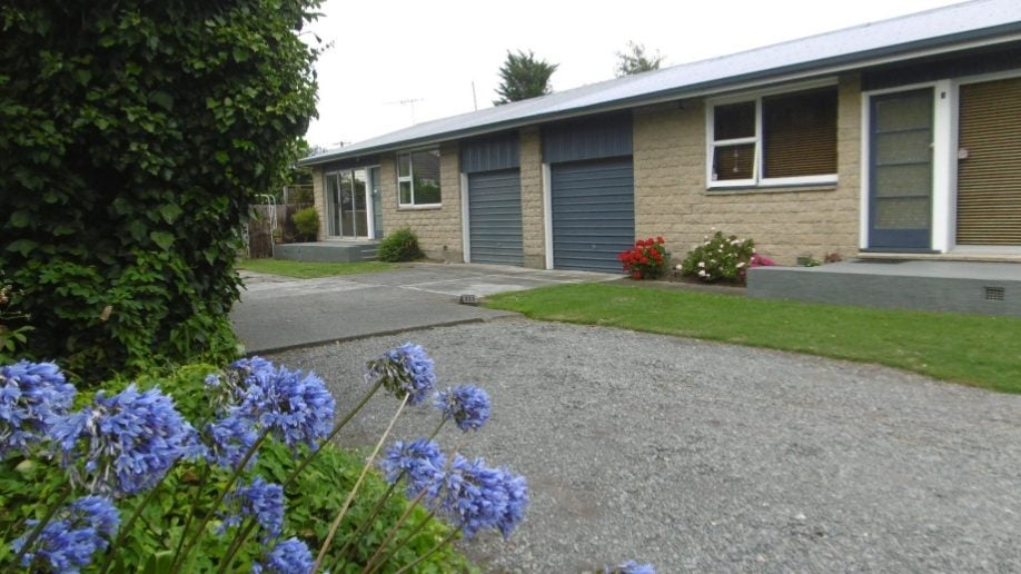 1/213 Avonhead Road, Avonhead, Christchurch - Carousel 1