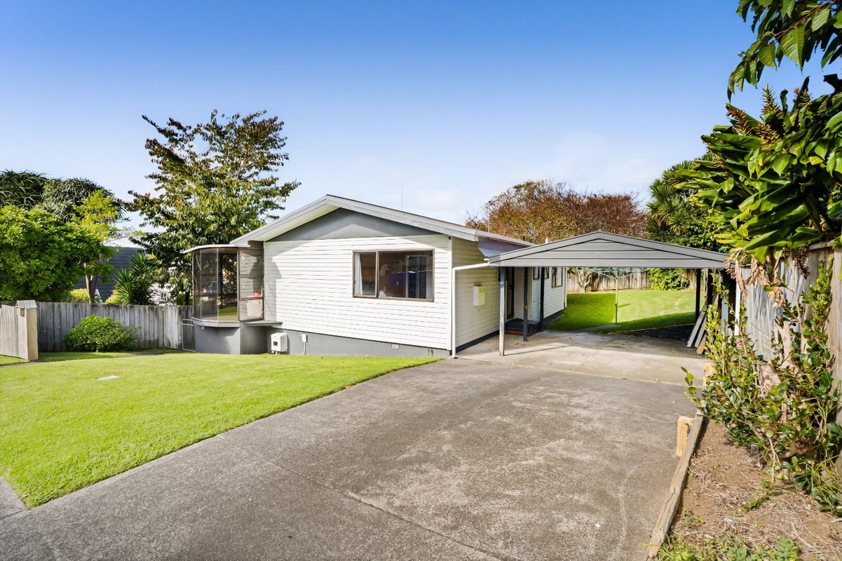 4 Antonia Place, Bell Block, New Plymouth - Carousel 1