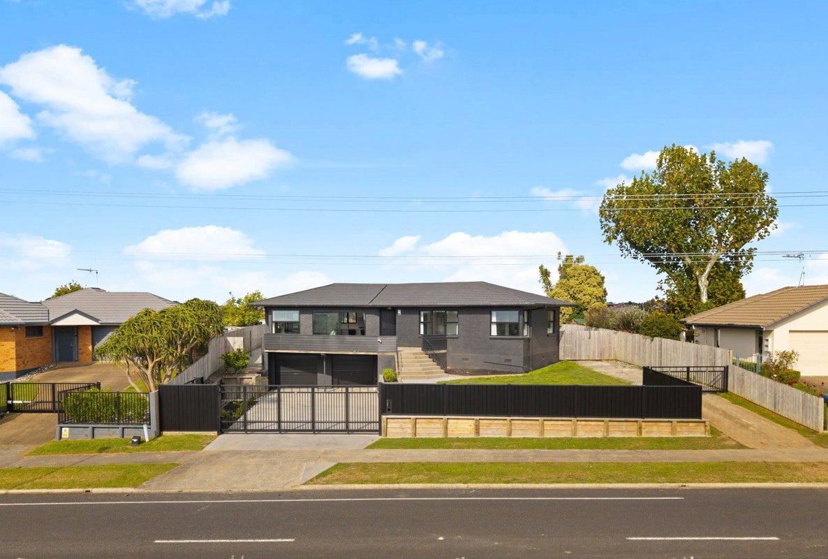 121 Baverstock Road, Nawton, Hamilton - Carousel 1