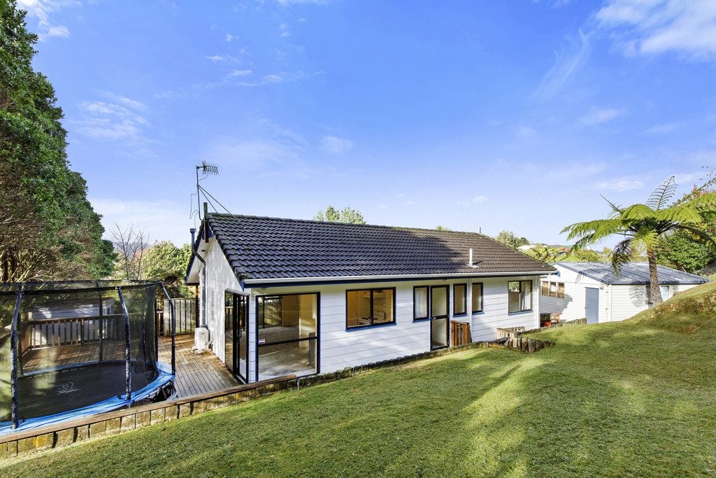 269 Major Drive, Kelson, Lower Hutt - Carousel 1