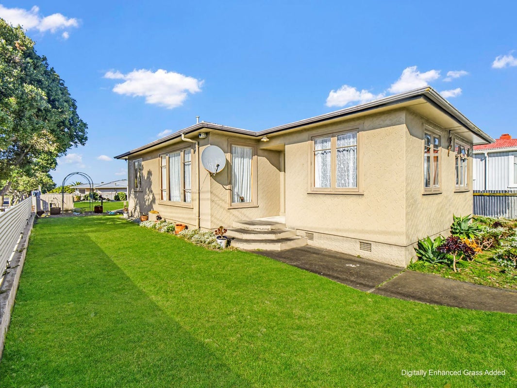 72 Manuka Street, Castlecliff, Whanganui - Carousel 1