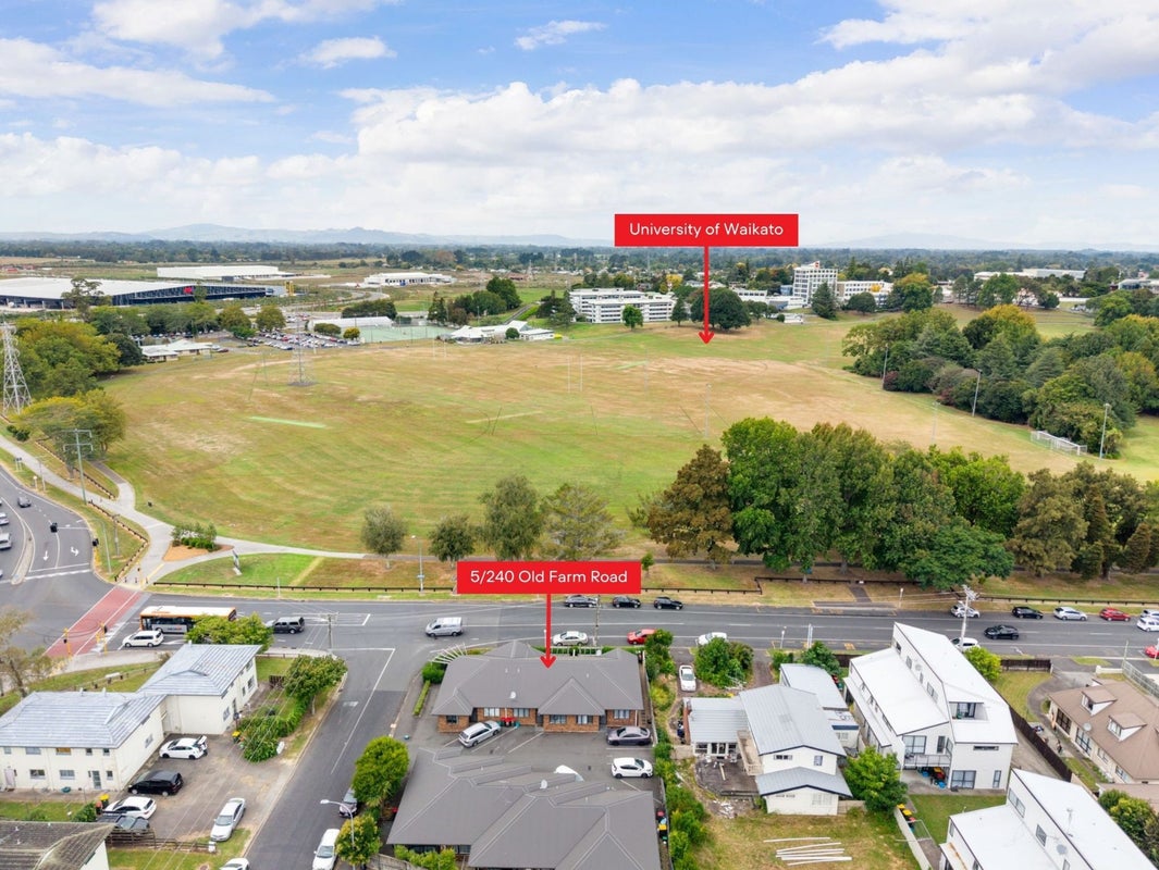 5/240 Old Farm Road, Hillcrest, Hamilton - Carousel 1