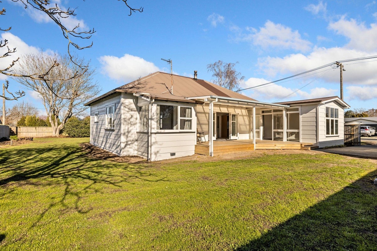 19 Lee Street, Southbridge, Southbridge - Carousel 1