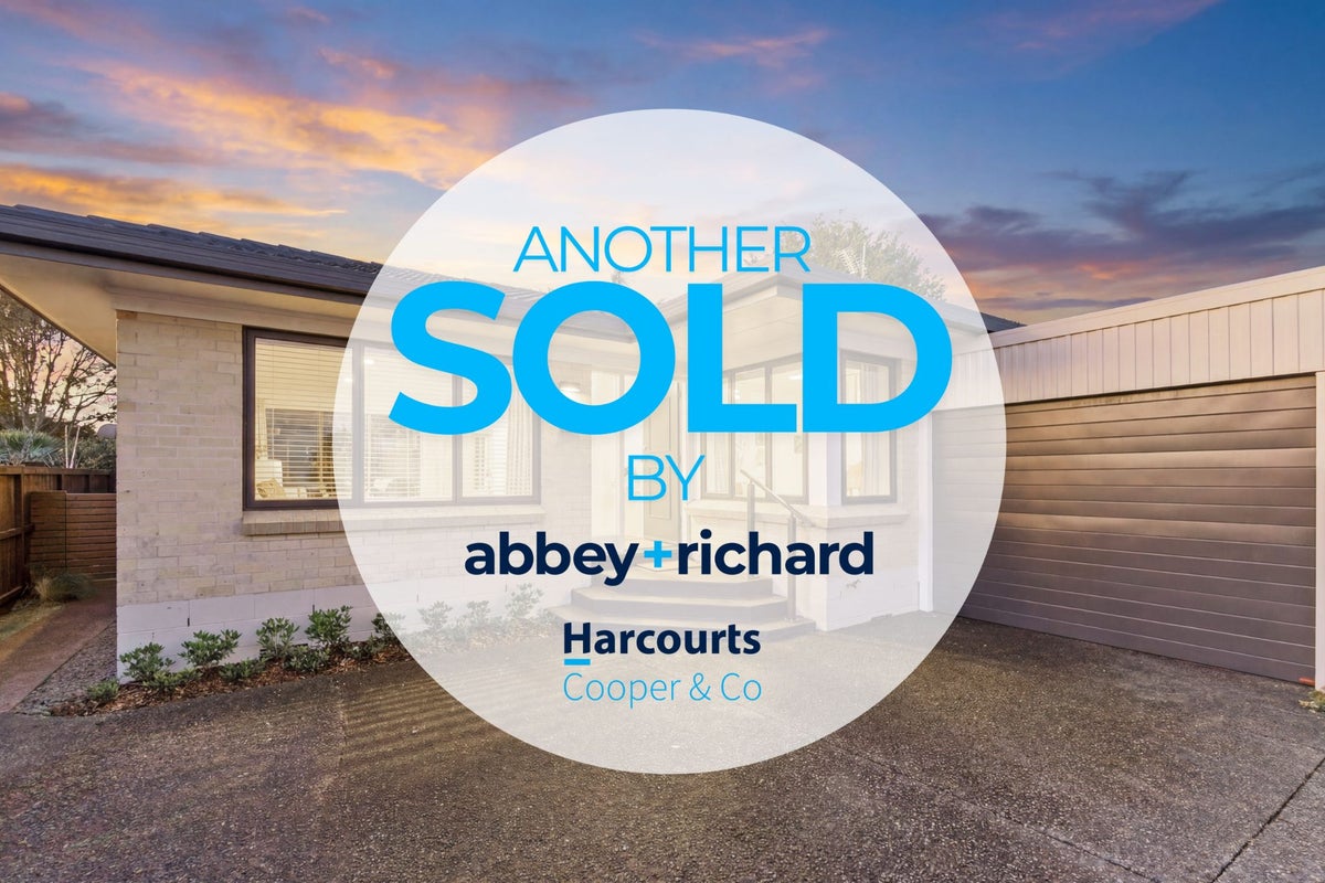 4/4 Lauchlan Avenue, Epsom, Auckland - Carousel 1