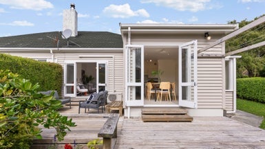 45 Gloucester Street, Wilton, Wellington - Carousel 1