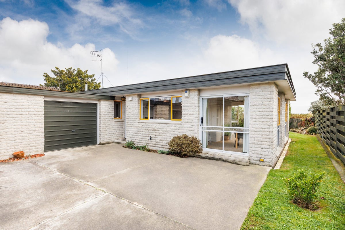 113B Benmore Avenue, Cloverlea, Palmerston North - Carousel 1