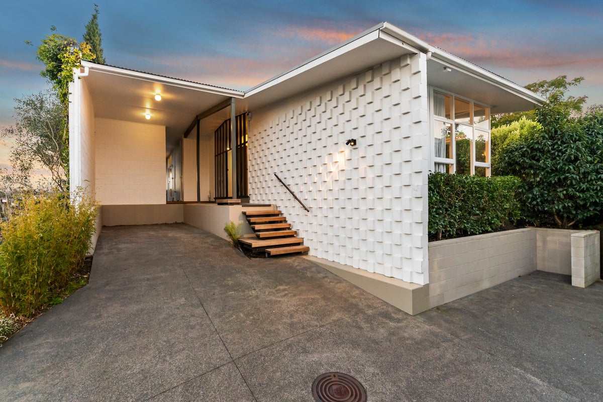 19 Ashby Avenue, St Heliers, Auckland - Carousel 2