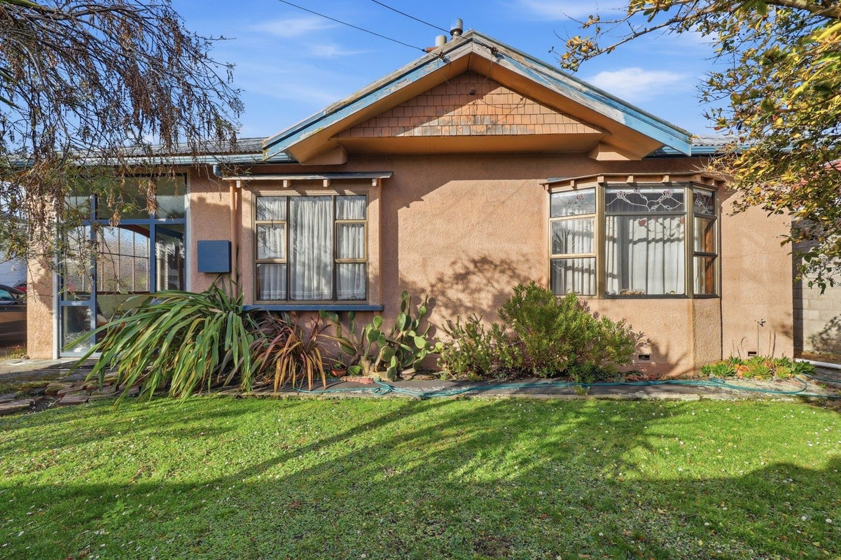 55 Royal Crescent, Saint Kilda, Dunedin - Carousel 1