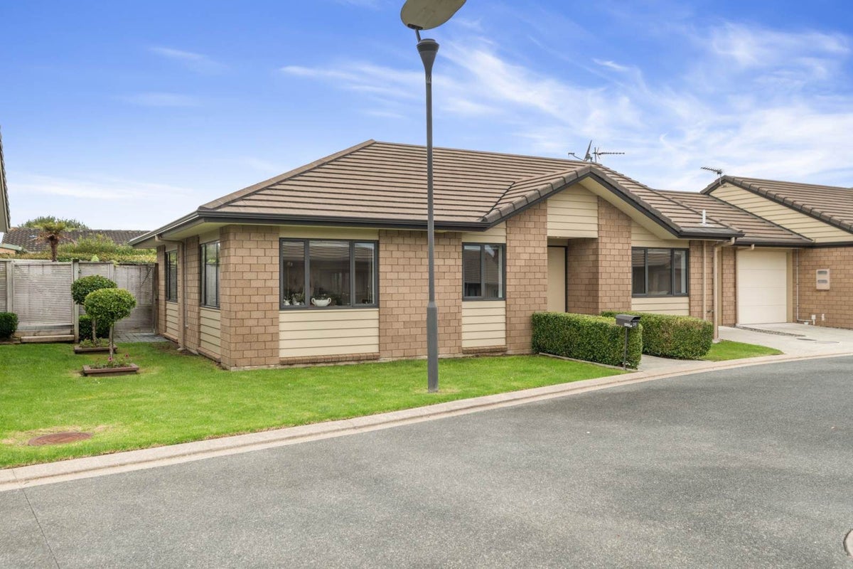 34 Royalle Mews, Botany Downs, Auckland - Carousel 15