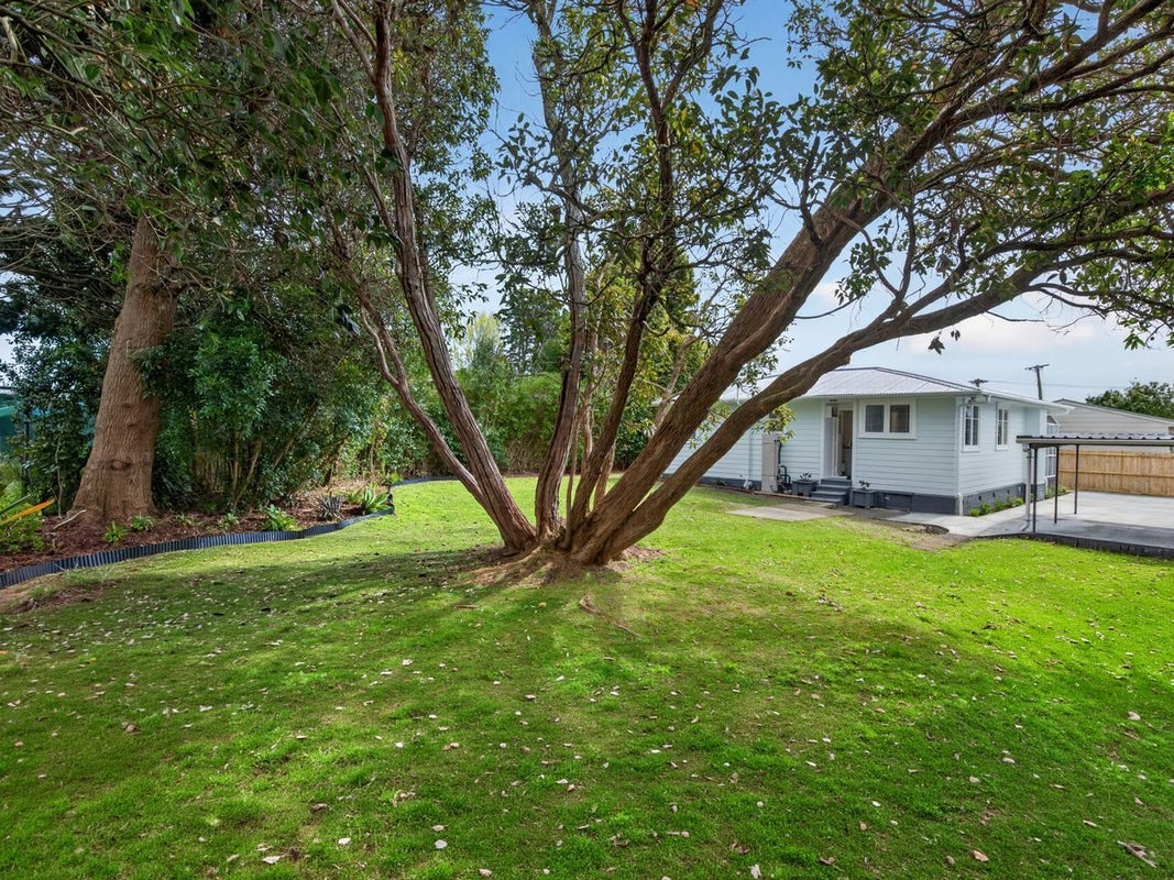 6 Holman Road, Te Atatu Peninsula, Waitakere City, Auckland - Carousel 2