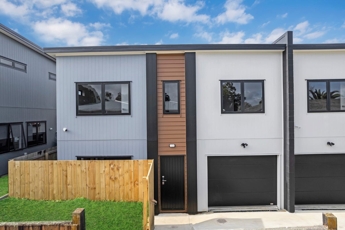 7C Surrey Street, Manurewa, Auckland - Carousel 1