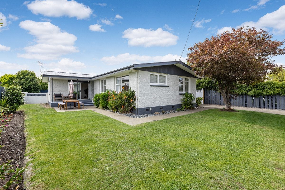 7 Karina Crescent, Redwoodtown, Blenheim - Carousel 1