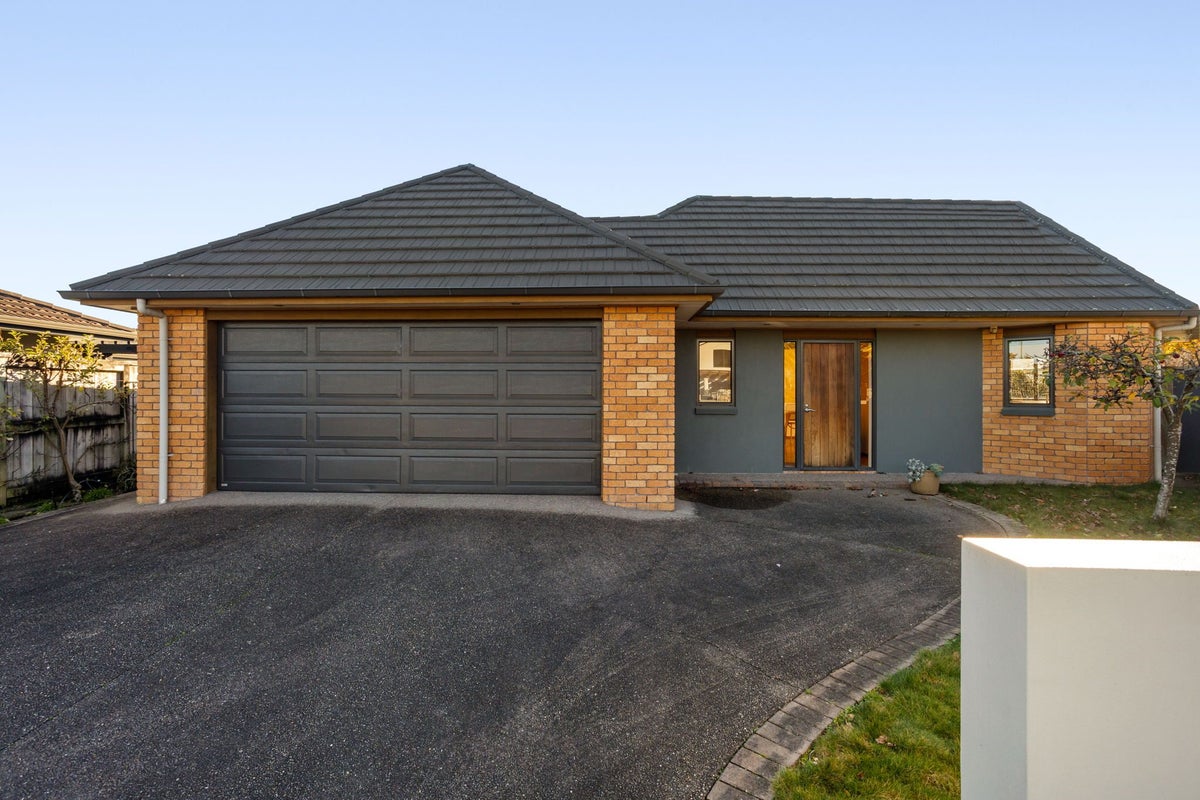 9 Jaemont Court, Huntington, Hamilton - Carousel 2