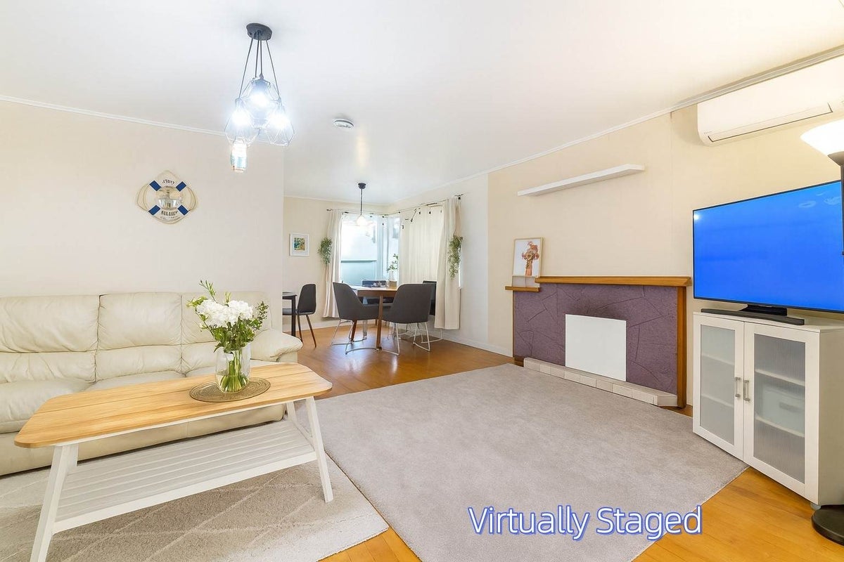 522 Beach Road, Murrays Bay, Auckland - Carousel 2