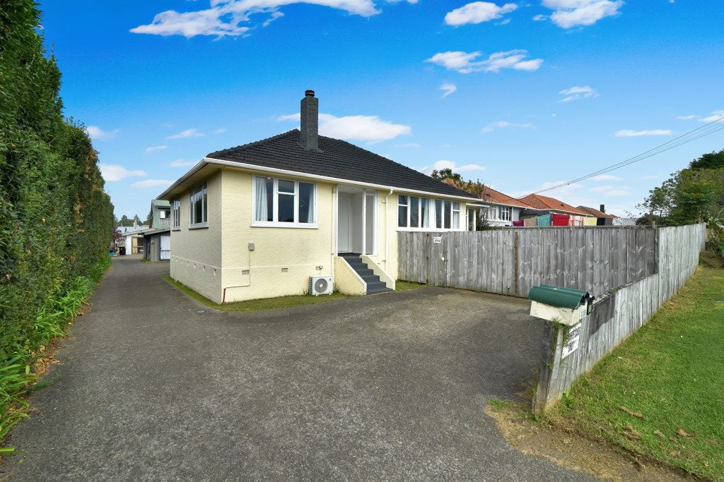33A Baycroft Avenue, Parkvale, Tauranga - Carousel 21