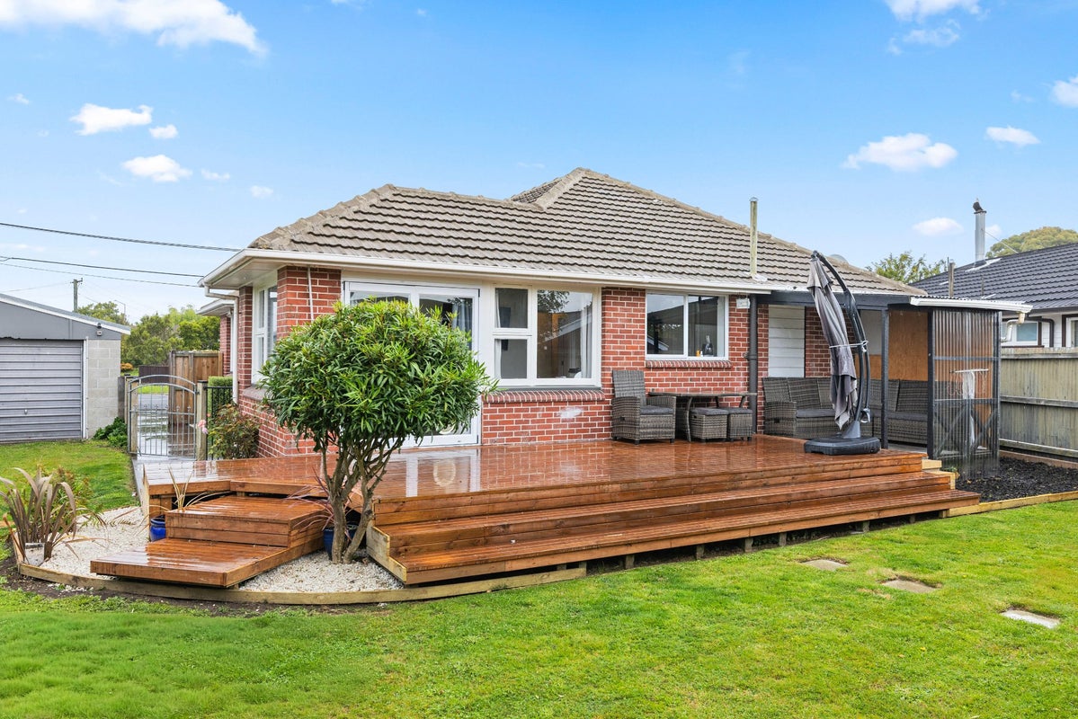 12 Newport Street, Avondale, Christchurch - Carousel 1
