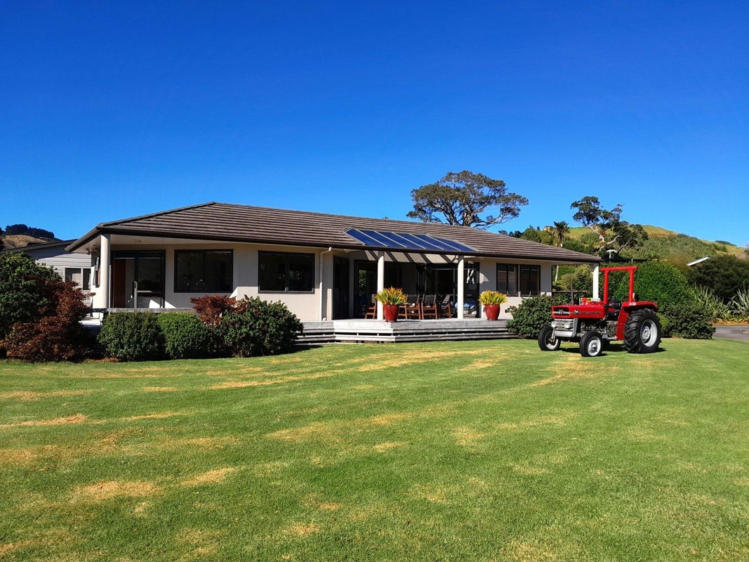 25 Kawhero Drive, Kuaotunu, Whitianga - Carousel 1