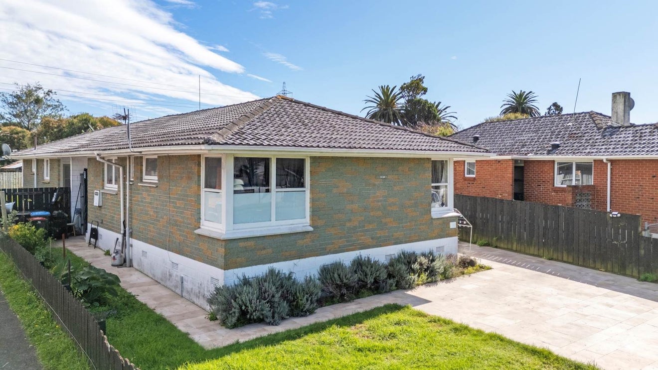 1/14 Fencible Place, Otahuhu, Auckland - Carousel 1