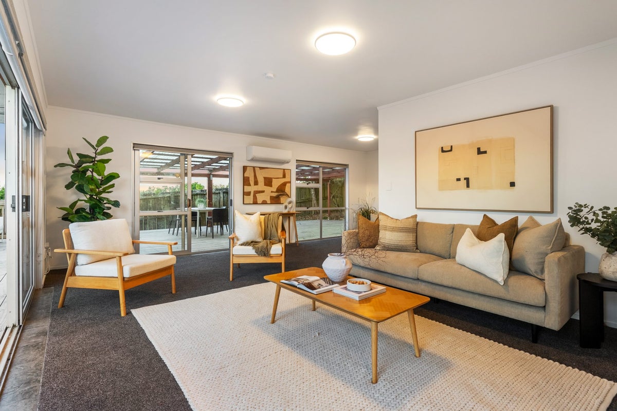 4/89 Birkdale Road, Birkdale, Auckland - Carousel 1
