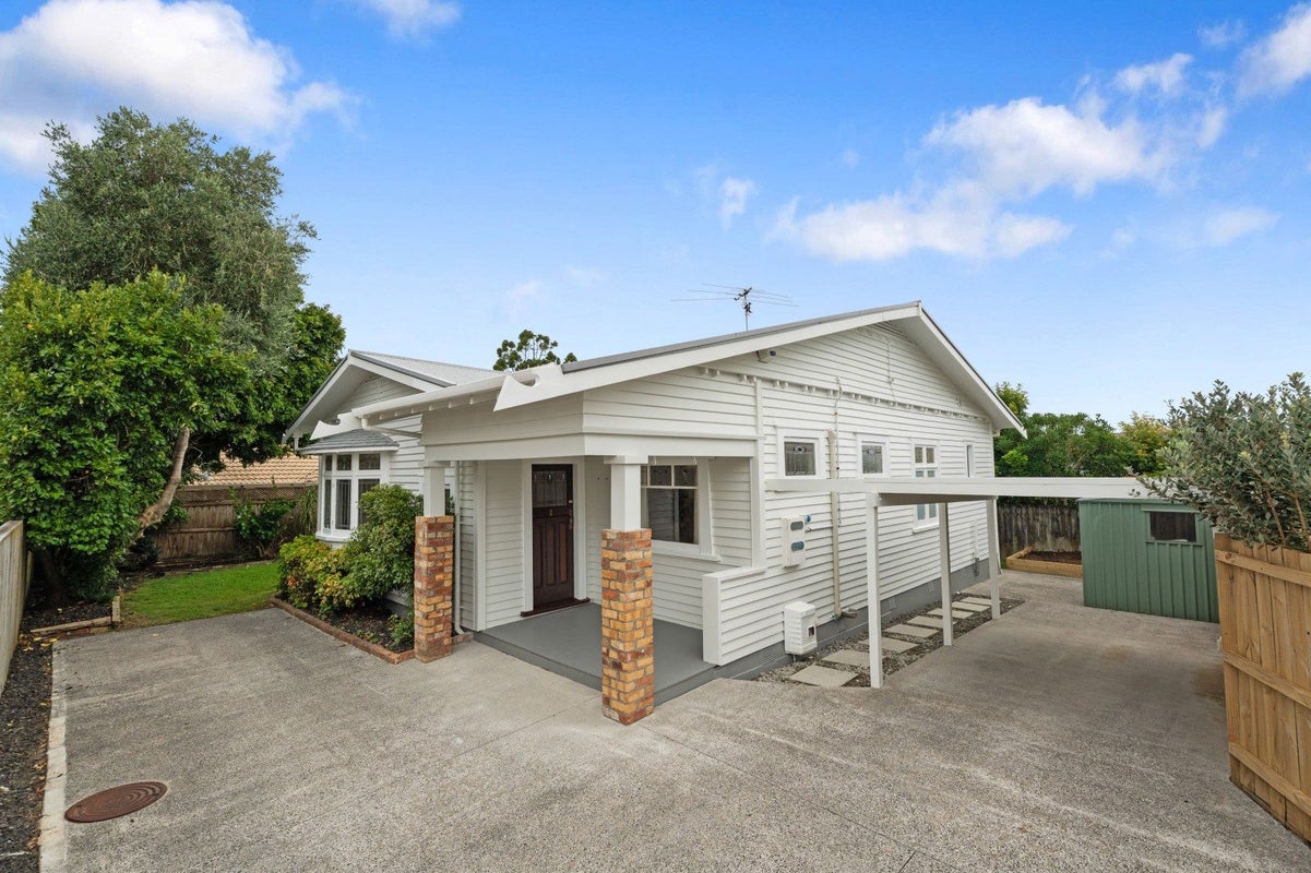 3/57 Mariri Road, Onehunga, Auckland - Carousel 1