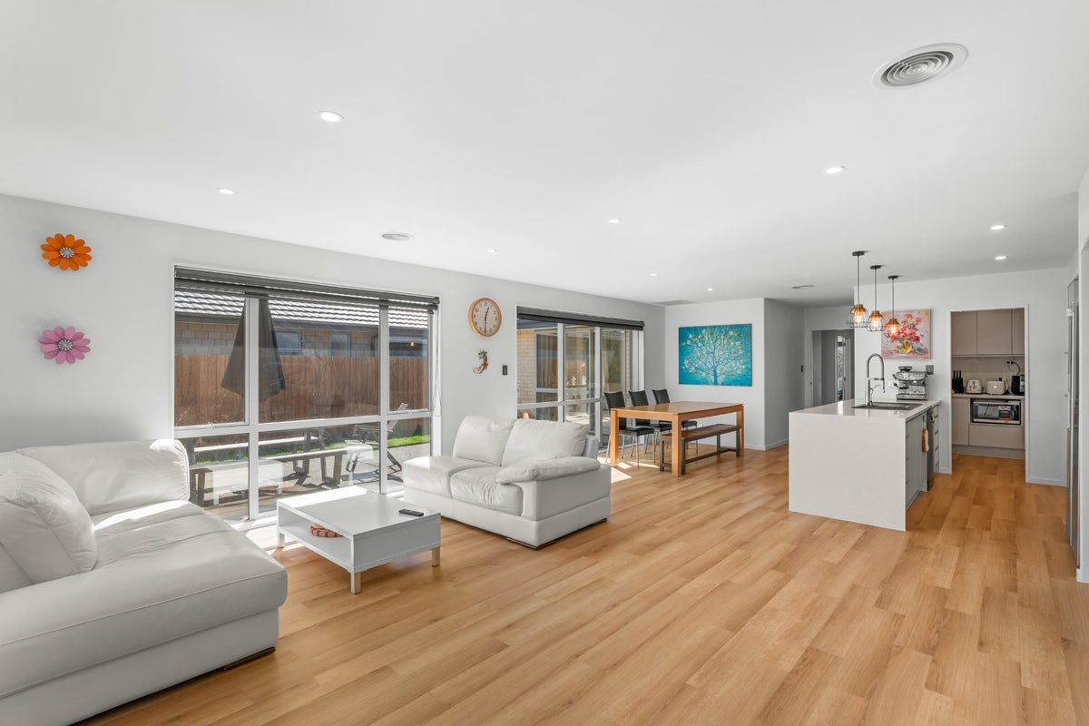 6 Orr Street, Wigram, Christchurch - Carousel 2
