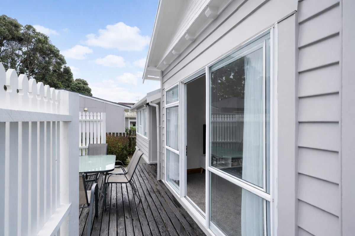 34 Park Rd, Miramar, Wellington - Carousel 14