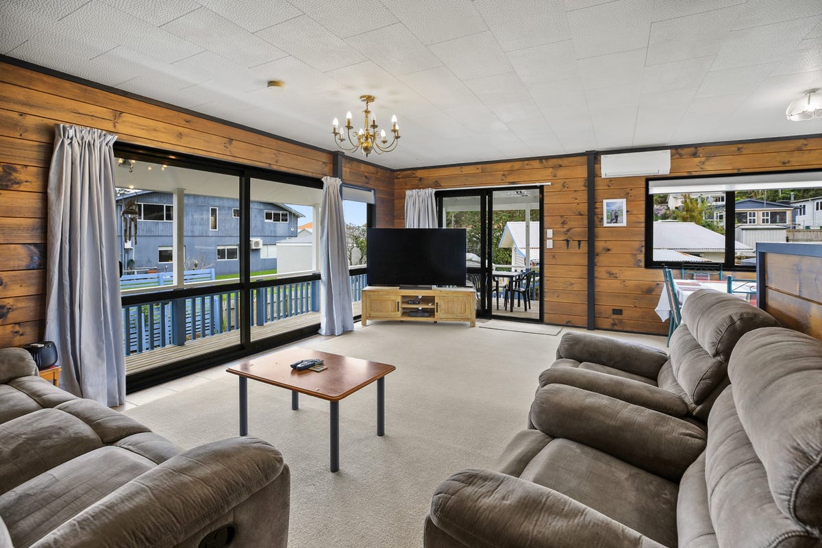 3 Waiomu Valley Road, Waiomu, Thames - Carousel 1