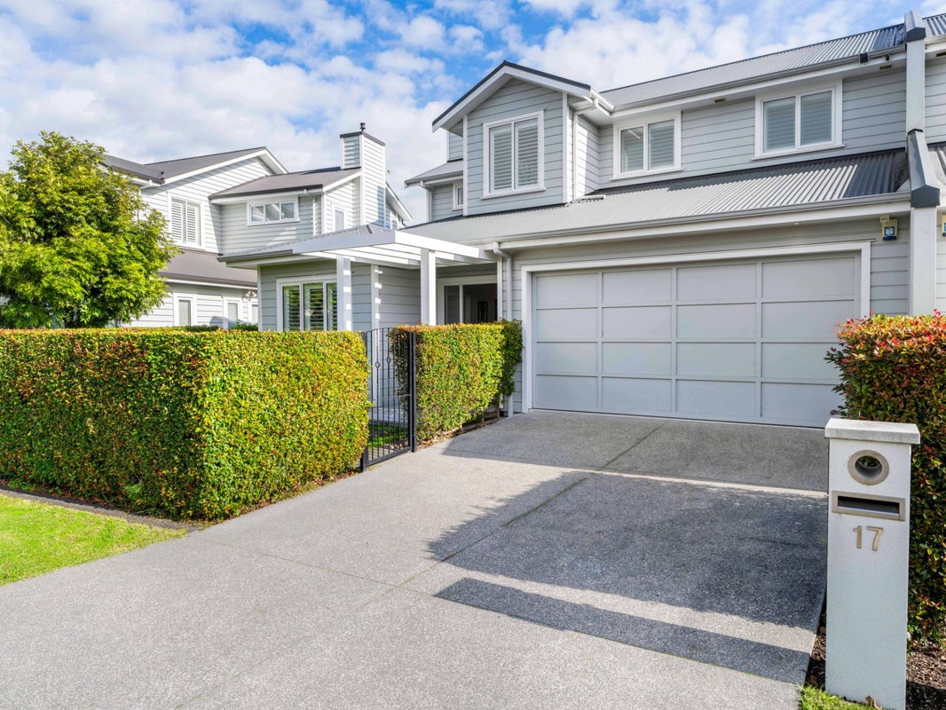 17 Lake Drive, Karaka, Papakura - Carousel 1